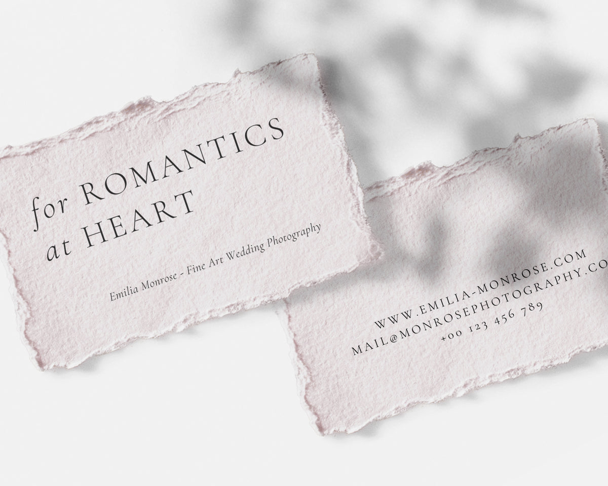 <i>canva</i><br> Business Card <br> <i>orchidée</i>